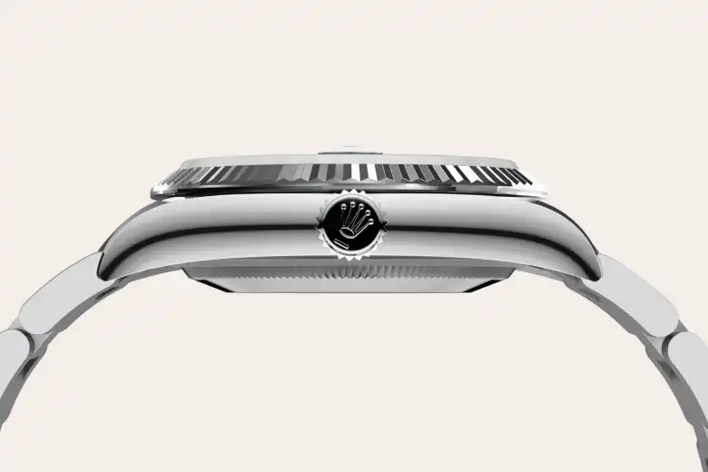 rolex M126234-0072   - Lunetta zigrinata