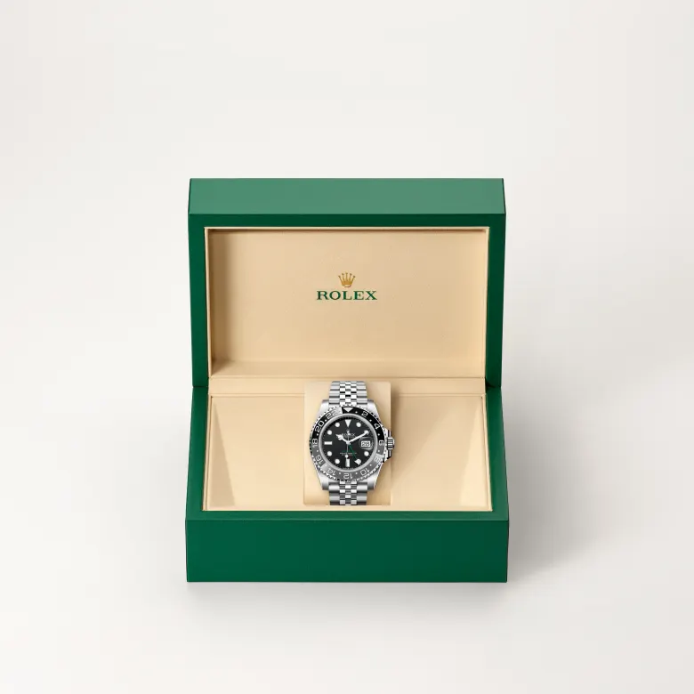 rolex M126710GRNR-0003   - La lunetta girevole 24 ore