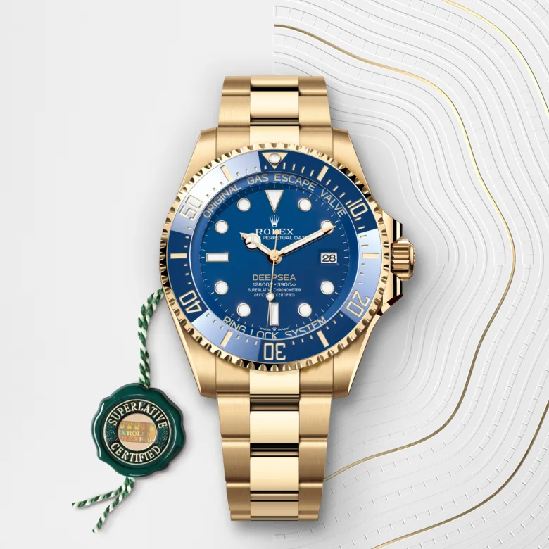 rolex M136668LB-0001   - La lunetta in ceramica e l’indicazione luminescente
